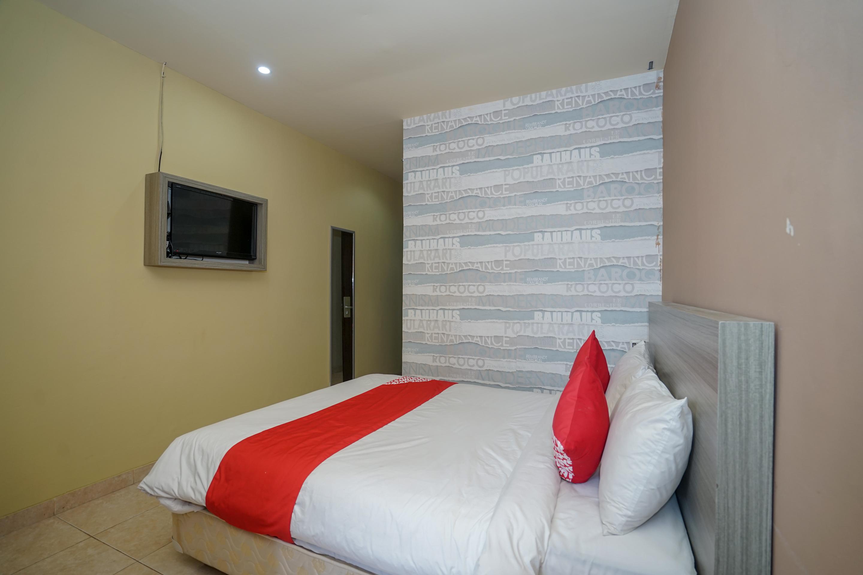 Urbanview Hotel Best Skip Palembang Exterior photo