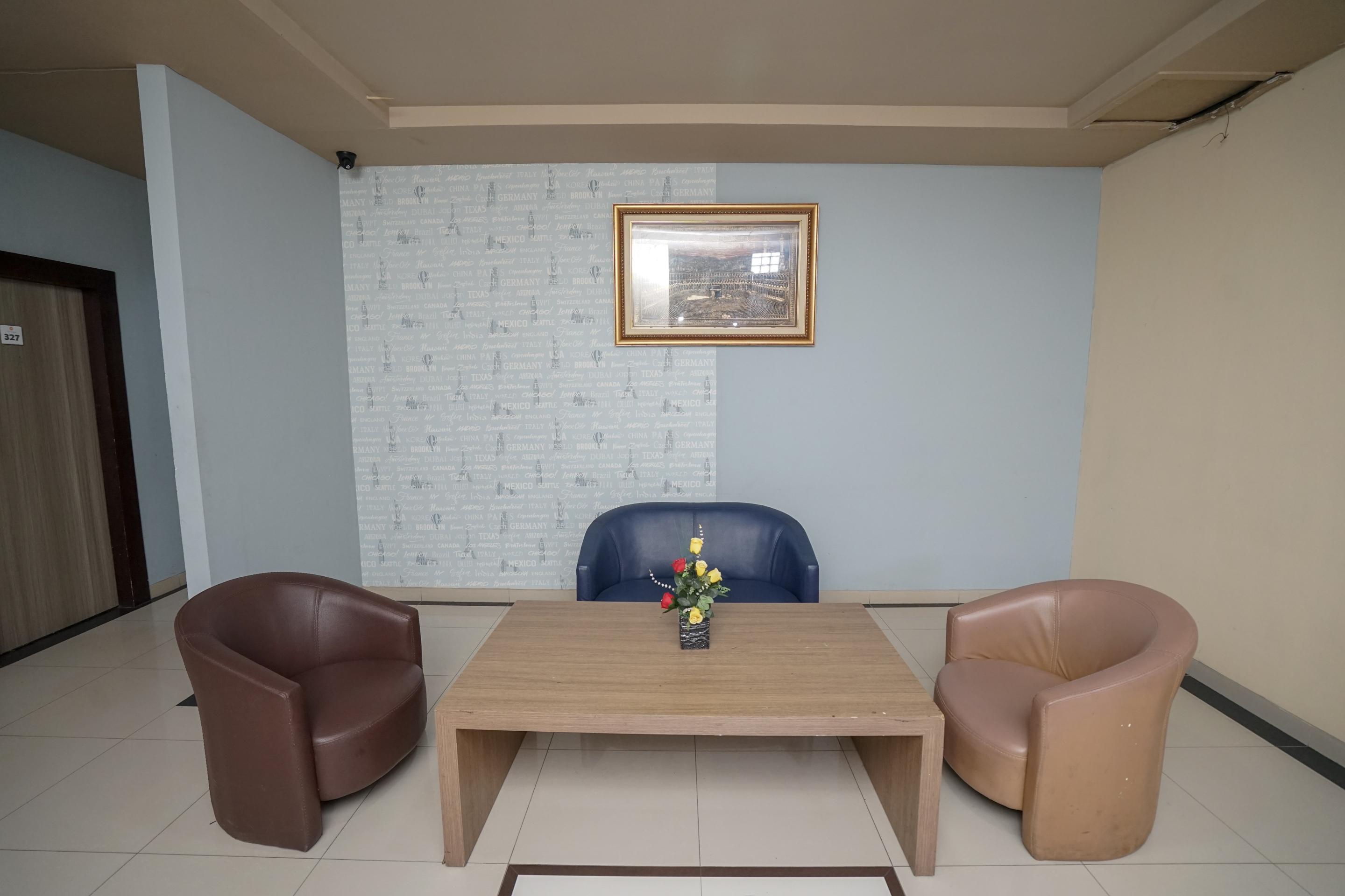 Urbanview Hotel Best Skip Palembang Exterior photo